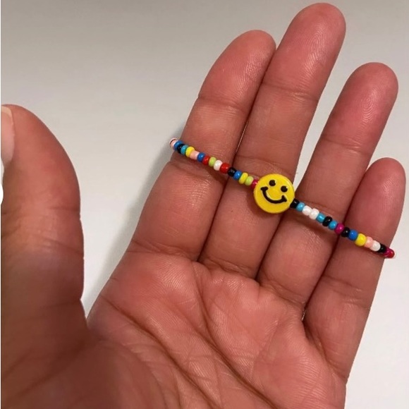 Y2K Inspired Smiley Face Glass Seed Bead Stretch Bracelet & Ring Set - Picture 5 of 9